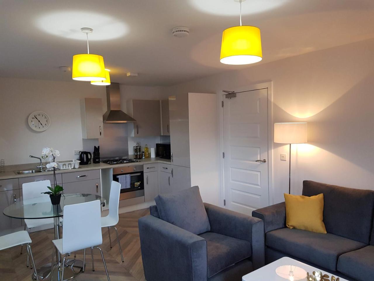3 Royal View Apartments Stirling Ngoại thất bức ảnh